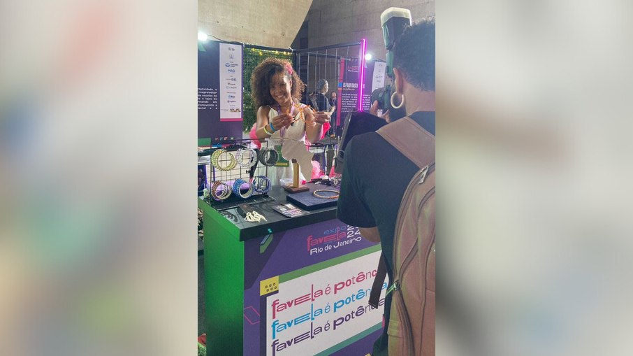 Giselle Ondeza compartilhou sua trajetória Giselle Ondeza compartilhou sua trajetória