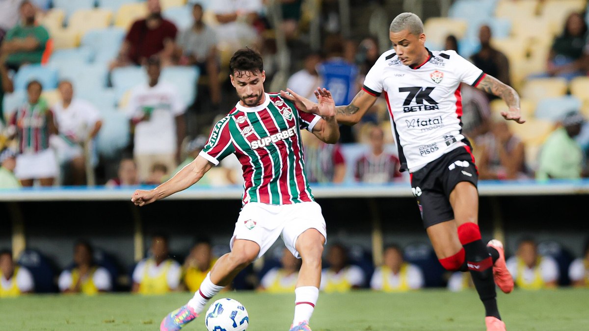 Vitória e Fluminense se enfrentam pela 24ª rodada do Brasileirão Vitória e Fluminense se enfrentam pela 24ª rodada do Brasileirão