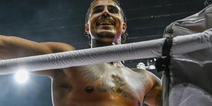 Livinho nocauteia humorista e vence terceira luta seguida no FMS