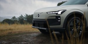Volvo EX60 aposta em autonomia recorde, IA e segurança máxima