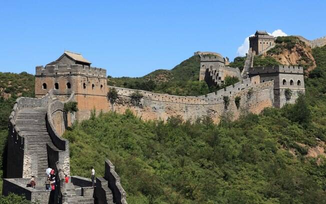 Um dos monumentos mais famosos, a Muralha da China é uma das maravilhas do mundo criticadas por turistas