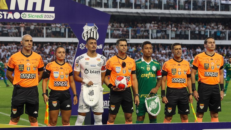 Santistas%20reclamam%20do%20Palmeiras%20por%20adiamento