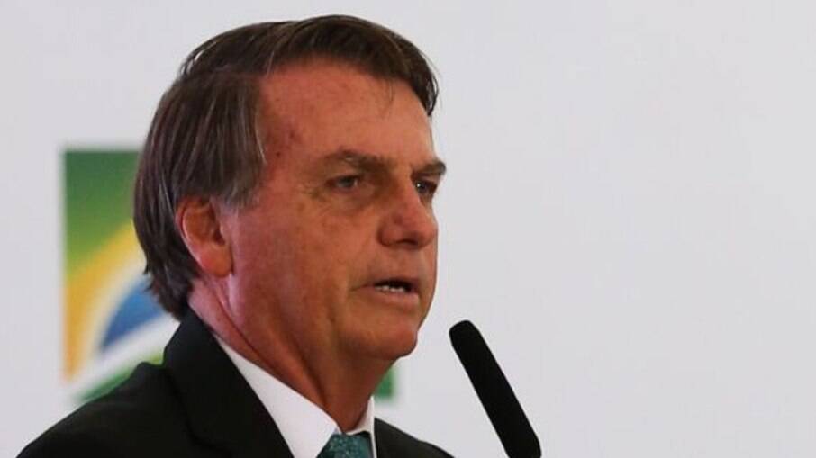 Vetos feitos por Bolsonaro e equipe econômica de fato privilegiam uma escolha política
