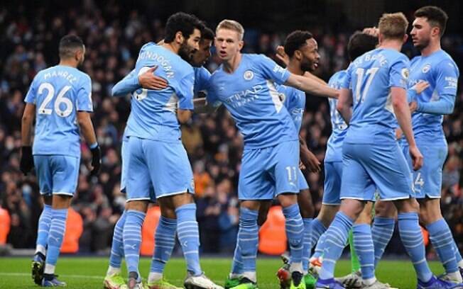 Manchester City vence o Brentford e abre vantagem para concorrentes