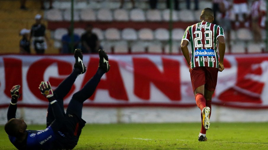Marlon Freitas comemora gol na goleada por 4 a 0 sobre o Bangu pelo Flu em 2018