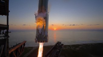 SpaceX mostra retorno inédito de foguete a plataforma pelo ponto de vista da base