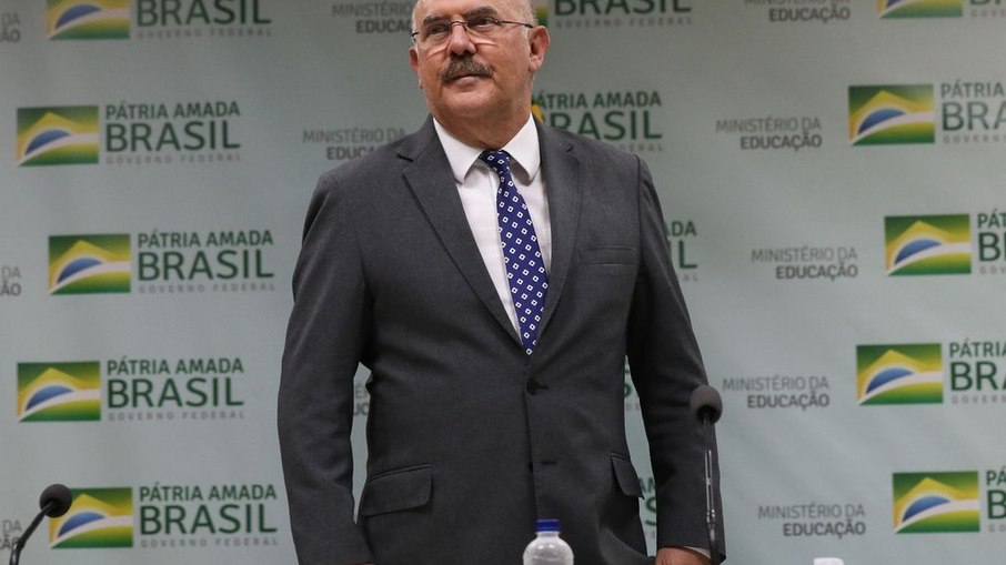 Ex-ministro da Educação Milton Ribeiro foi preso na manhã desta quarta (22) em operação da PF