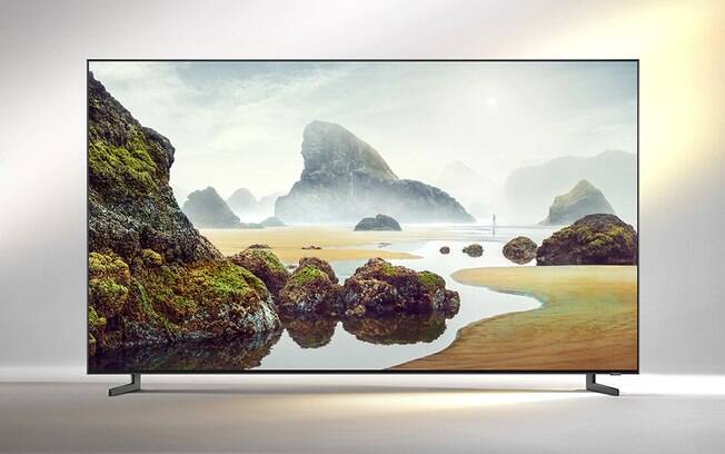 As TVs 8K costumam ser maiores, com modelos de, no mínimo, 65 polegadas - e podem chegar até 82 polegadas