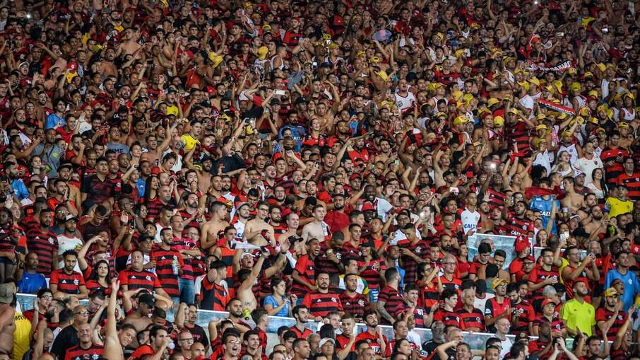 Foragido, torcedor do Flamengo posta vídeo no Maracanã e acaba preso