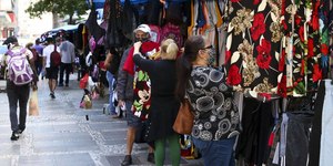 SP: ambulantes do Brás refletem multidão de informais