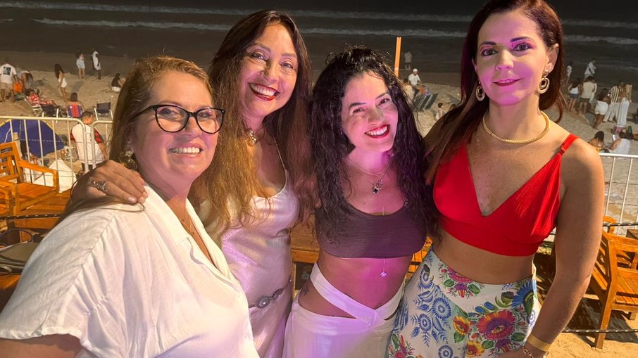 Caricas aproveitam a festa na orla da Barra da Tijuca