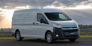 Toyota apresenta Hiace Furgão por R$ 304.990 e que aceita CNH B
