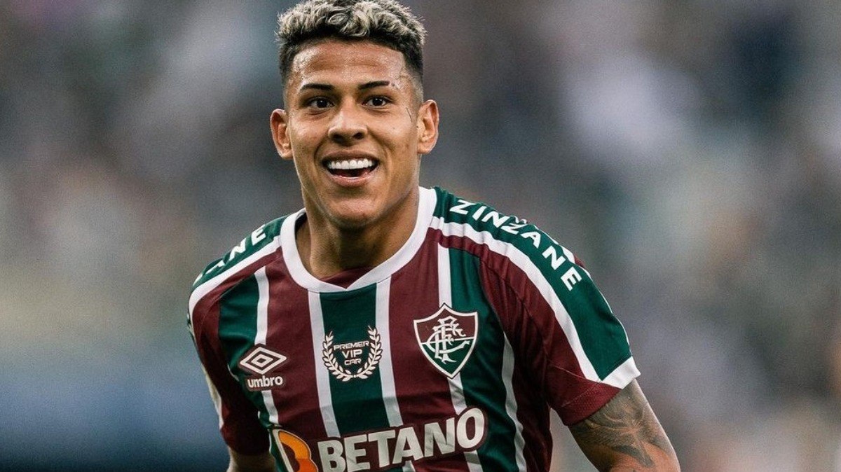 Matheus Martins foi promovido ao profissional do Fluminense nesta temporada