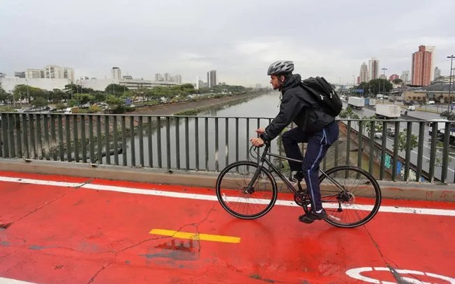 Programa Bike SP propõe trocar quilômetros pedalados por créditos no bilhete único, inscrições abertas Programa Bike SP propõe trocar quilômetros pedalados por créditos no bilhete único, inscrições abertas