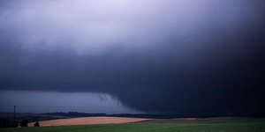 Paraná, São Paulo e Mato Grosso do Sul têm alerta para tornados