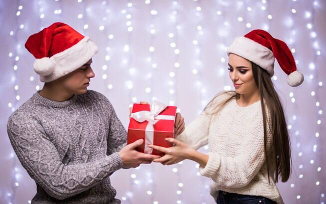 Ao Delas, terapeuta faz avaliação da situação do casal em relação aos presentes de Natal; veja o que ela disse