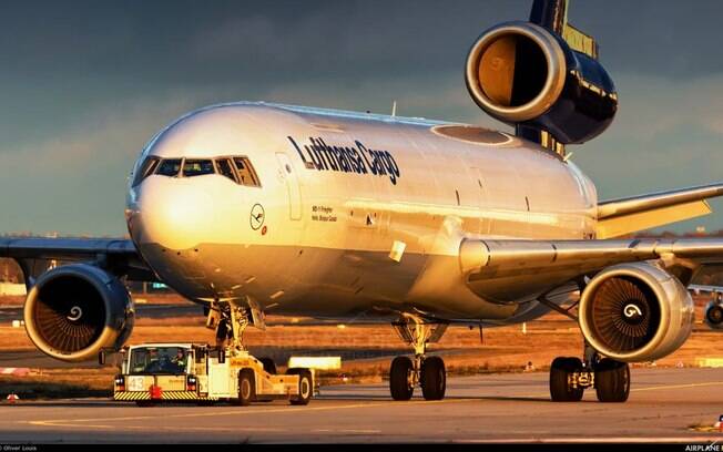 Lufthansa Cargo aposenta mais um jato MD-11