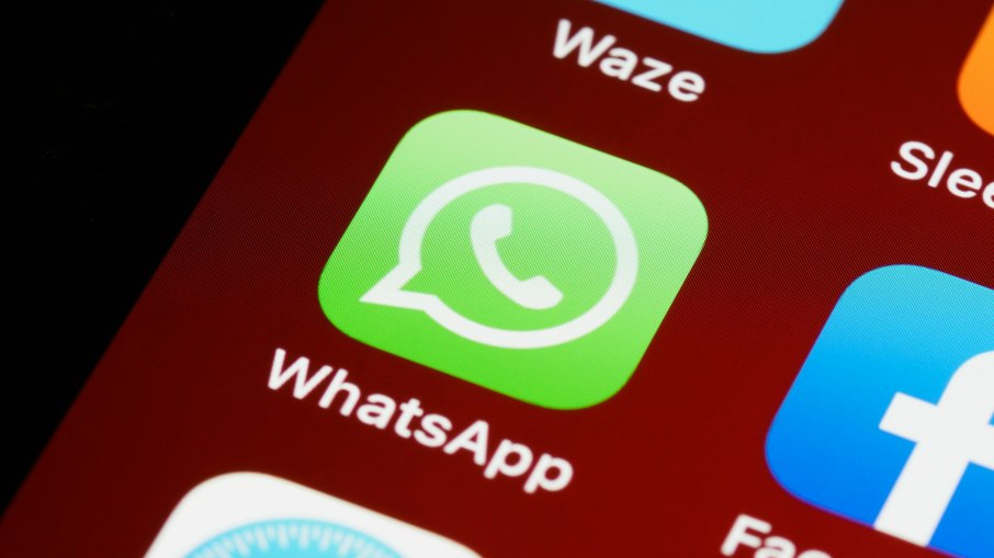WhatsApp WhatsApp