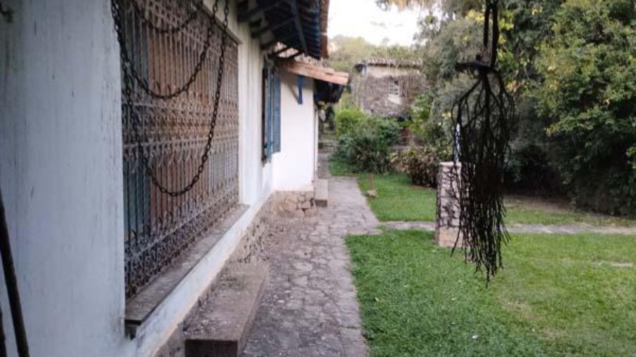 Lateral da casa-sede da antiga Fazenda Pinheiros