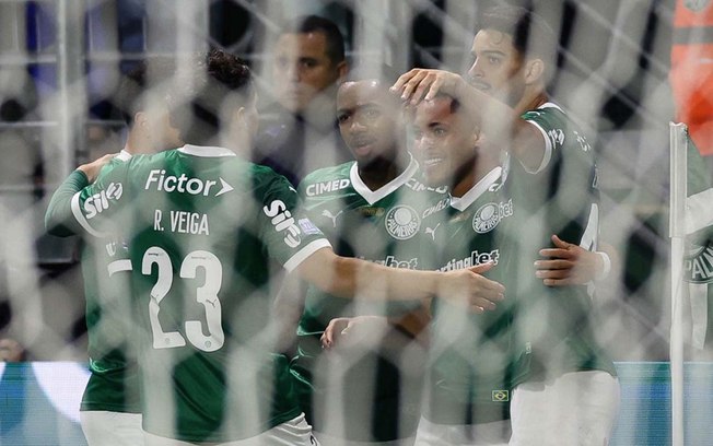 Torcida, tradições e conquistas ajudaram a consolidar a identidade do clube em São Paulo Torcida, tradições e conquistas ajudaram a consolidar a identidade do clube em São Paulo