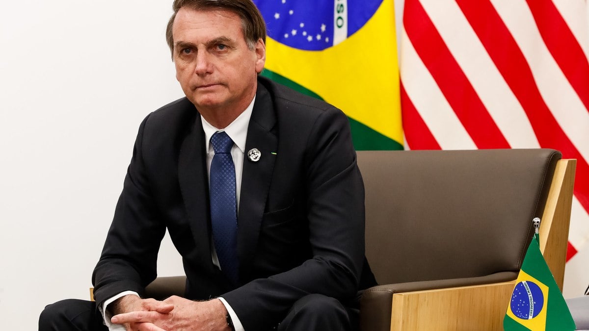 Jair Bolsonaro quer comandar oposição dos Estados Unidos, mas não tem representante forte no Brasil