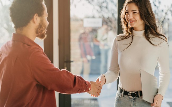 Brasil tem saldo positivo de geração de empregos Brasil tem saldo positivo de geração de empregos