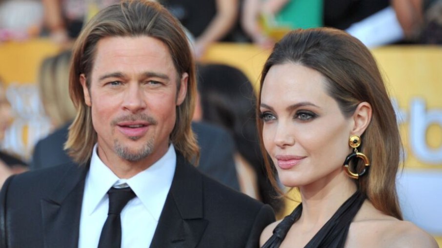 FBI revela fotos de supostos machucados de Angelina Jolie após briga com Brad Pitt