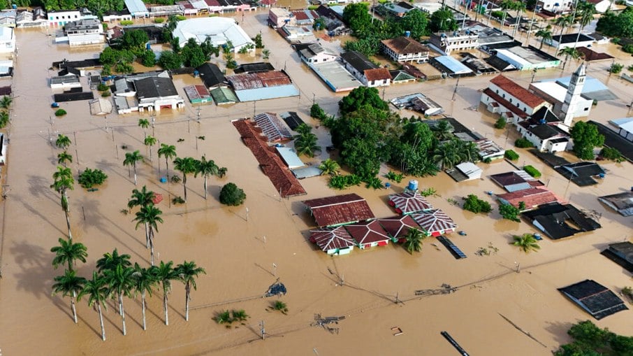 Brasiléia, no Acre, registra enchente histórica; 80% da cidade está inundada