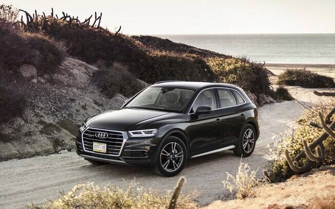 Audi Q5 passa a ter disponível sistema de direção semiautônomo entre uma série de outras novidades