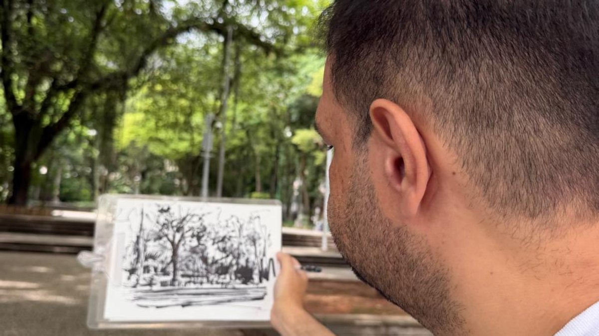 José Augusto Petrillo fazendo sketch José Augusto Petrillo fazendo sketch