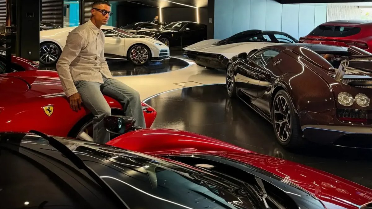 Garagem de Cristiano Ronaldo vale até R$ 150 milhões