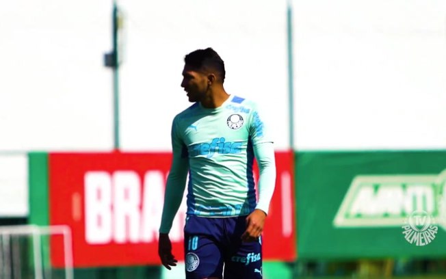 Com Rony, Palmeiras treina de olho nas quartas de final da Libertadores