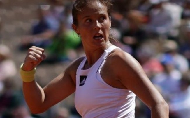 Kasatkina vai à 1ª semi de Slam, em Roland Garros