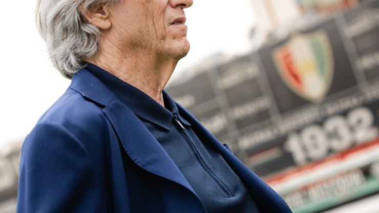 Jorge Jesus faz visita especial ao clube de coração em Portugal