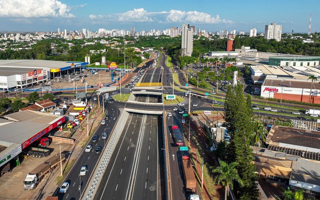 Trevo do Catuaí favorece comércio e logística em Maringá