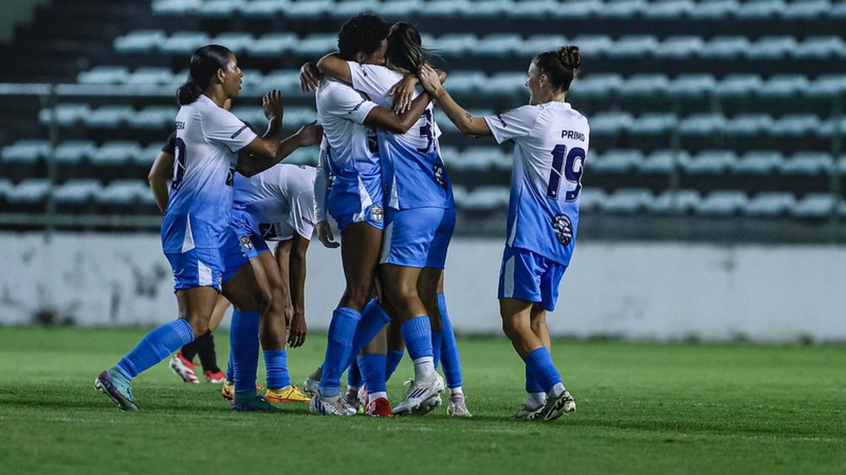 Real Brasília recebe o RB Bragantino pelo Brasileirão Real Brasília recebe o RB Bragantino pelo Brasileirão