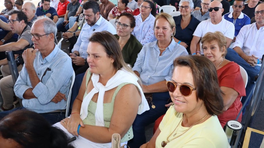 Família de Miguel Melhado Campos durante cerimônia em Campinas