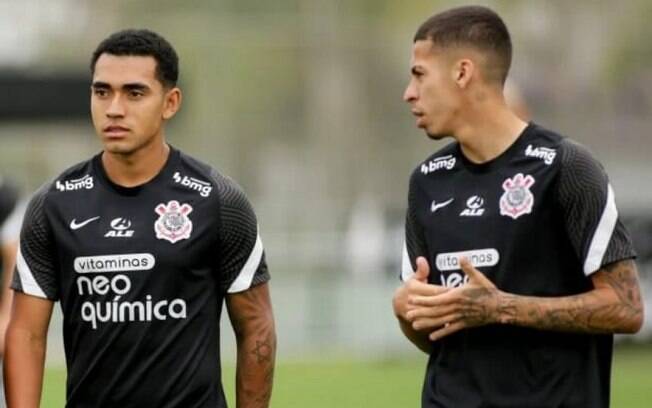 Piton, Du Queiroz, GP... para evitar assédio europeu, Corinthians renova com promessas