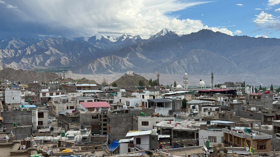 Vista do Palacio de Leh Vista do Palacio de Leh