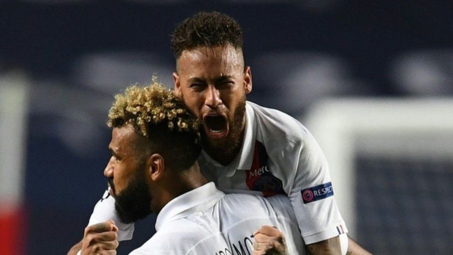 Neymar e Choupo-Moting atuaram juntos no PSG