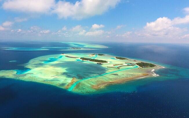Repletas de atividades marítimas e resorts, as Maldivas são uma atração turística ainda mais bonita vista de cima