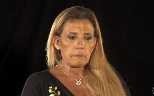 Rita Cadillac conversou com Antônia Fontelle sobre diversos assuntos pessoais e confessou ingenuidade na época dos filmes pornôs