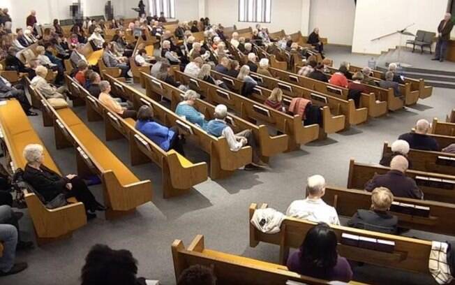 Senado aprova reunião presencial das igrejas. Projeto agora segue para ser votado na Câmara