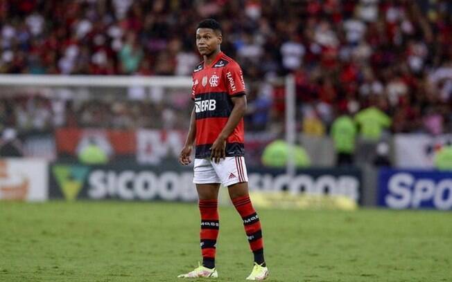 Garoto do Ninho comemora estreia no time profissional do Flamengo: 'Sensação inexplicável'