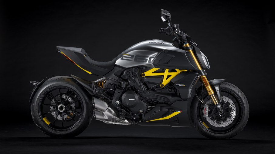 Brasil recebe unidades da nova Ducati Diavel Black and Steel O Rolo Notícias