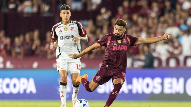Flamengo vai mal e perde ida da Recopa Sul-Americana para o Lanús