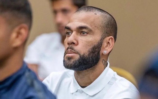 Daniel Alves terá de pagar fiança de 1 milhão de euros 