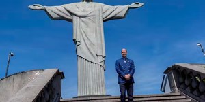 Príncipe William visita o Cristo antes de premiação climática