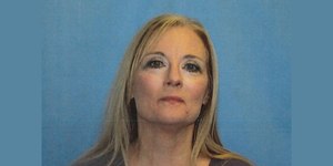 Mãe é presa após simular sequestro da filha para dar lição à ela