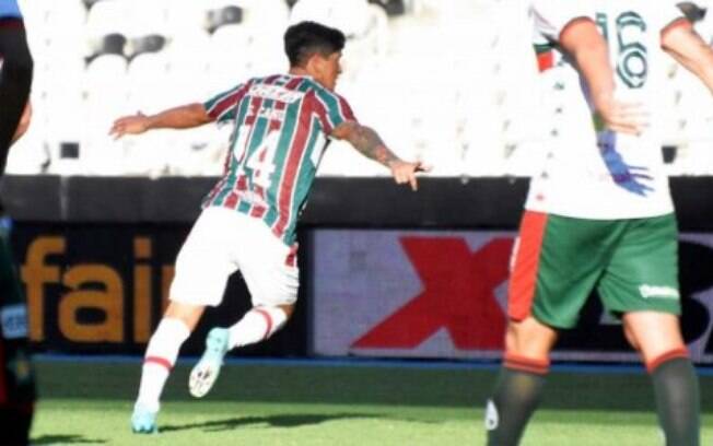 VÍDEO: veja o gol de Cano que fez o Fluminense bater a Portuguesa e se tornar líder da Taça Guanabara